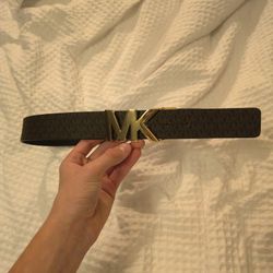 Micheal Kors Reversible Belt