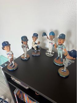 6 dodger bobbleheads