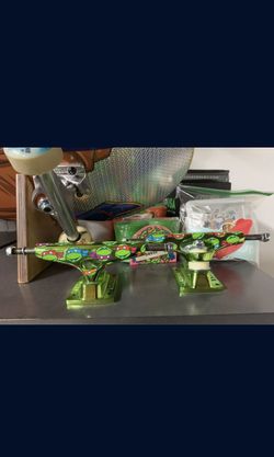 Krux TMNT Skateboard Trucks