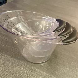Pampered Chef Liquid Measuring Cups