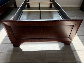 2 twin beds