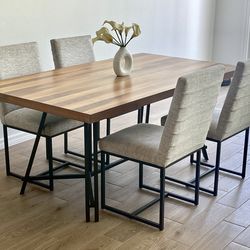 Solid Wood Dining Table + 4 chairs