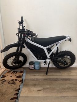 ESKUTE NOVA X 4000W ELECTRIC DIRT BIKE 50MPH MPH • 60 MILE RANGE • BRAND NEW