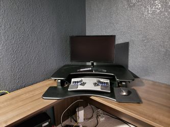 Varidesk Pro Plus 36 - Like New - Not A Scratch