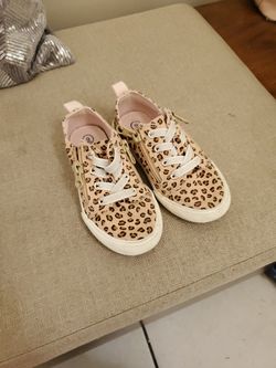 Toddler Girls Sneakers Size 9