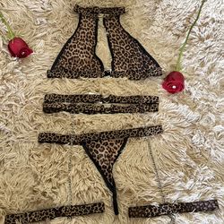 LENCERÍA NUEVA SIZE SMALL