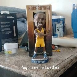 Kobe Bryant Bobblehead 