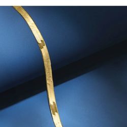 - ❤️ 1 Day Valentine's Day Price Reduction ❤️ - ✨️ 14kt Gold Solid Herringbone Style Bracelet - 8" - 3mm - Weighs 2.3 grams (Read Description) ✨️