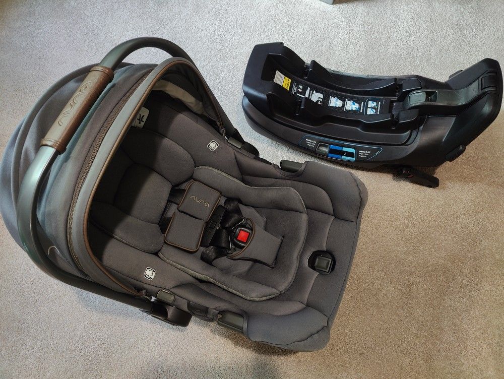 Nuna Pipa RX Infant Car seat and Base
