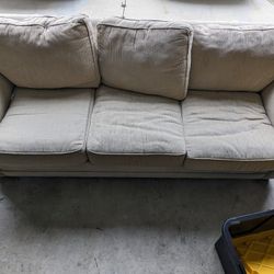 Free Bauhaus Couch