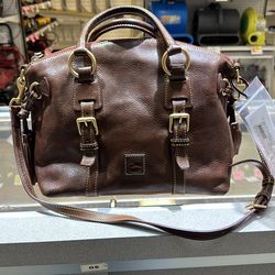 Dooney Bourke purse ‼️ASK FOR DIANA‼️