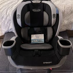 Graco Extend2Fit Car Seat (3 in 1)