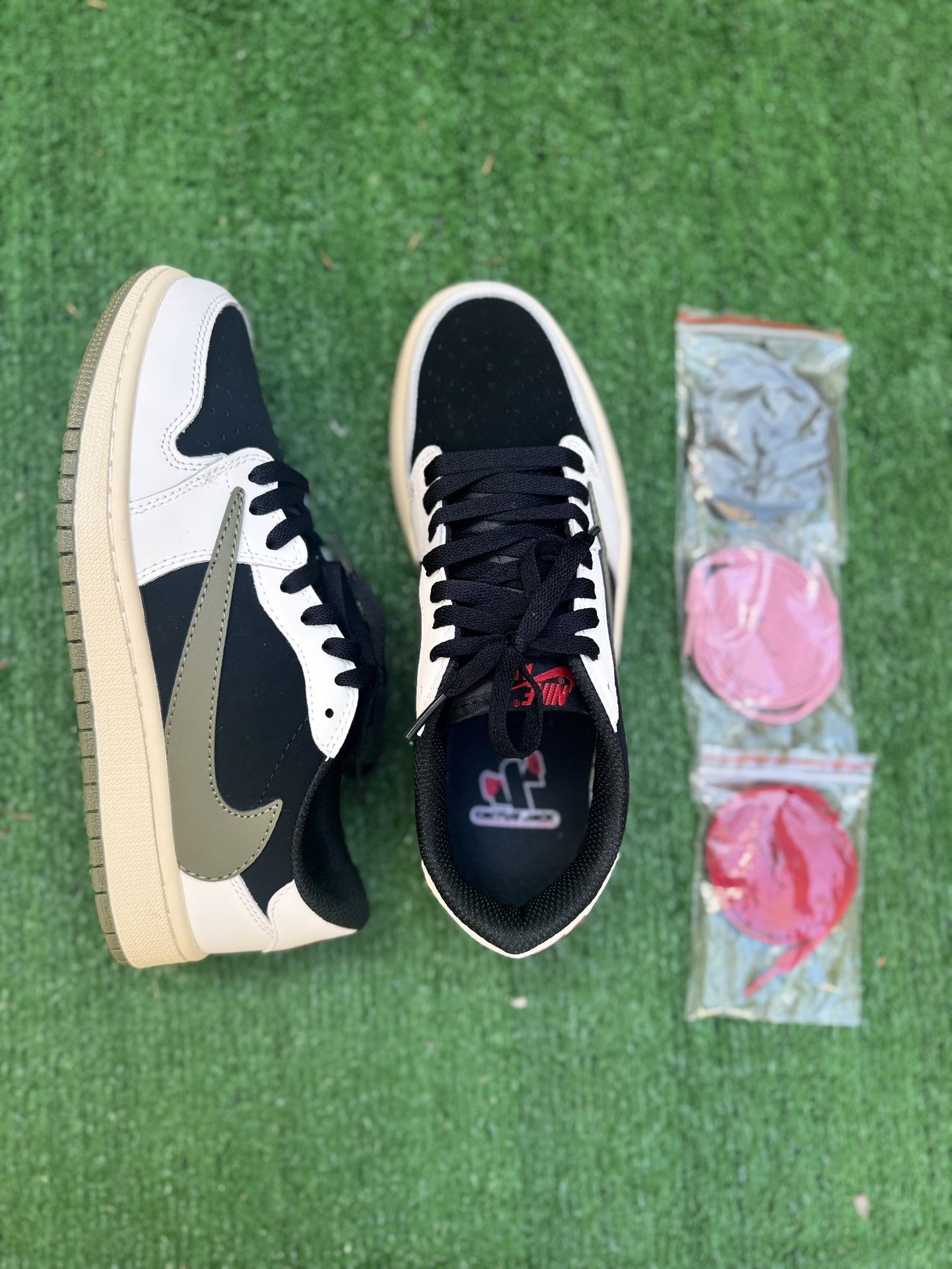 Men’s Sneaker