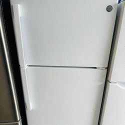 Ge top freezer refrigerator 