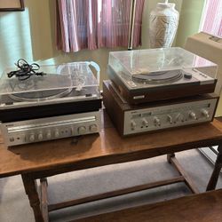 Vintage turntables and receivers
