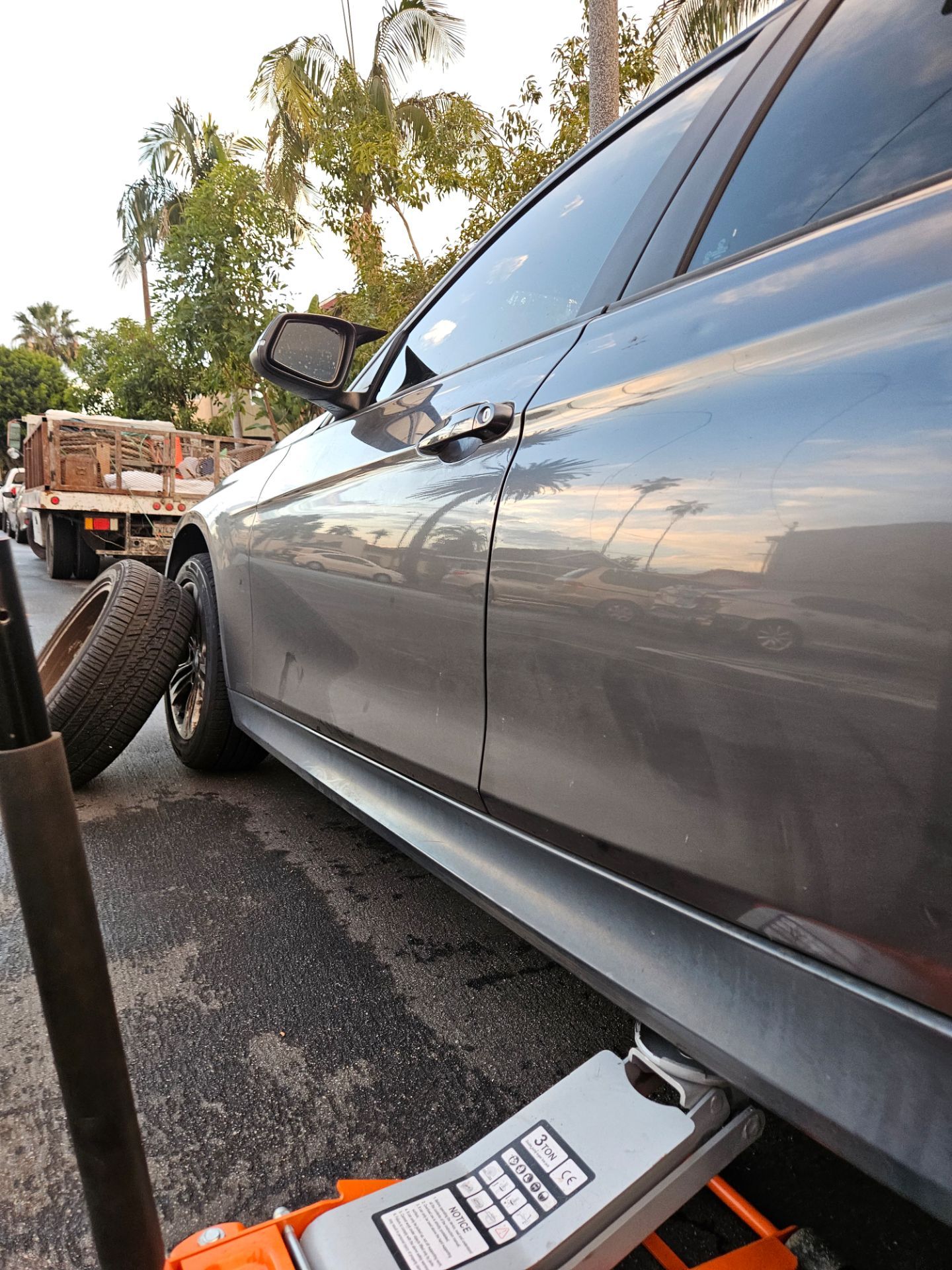 Brakes Replacements & Oil Services