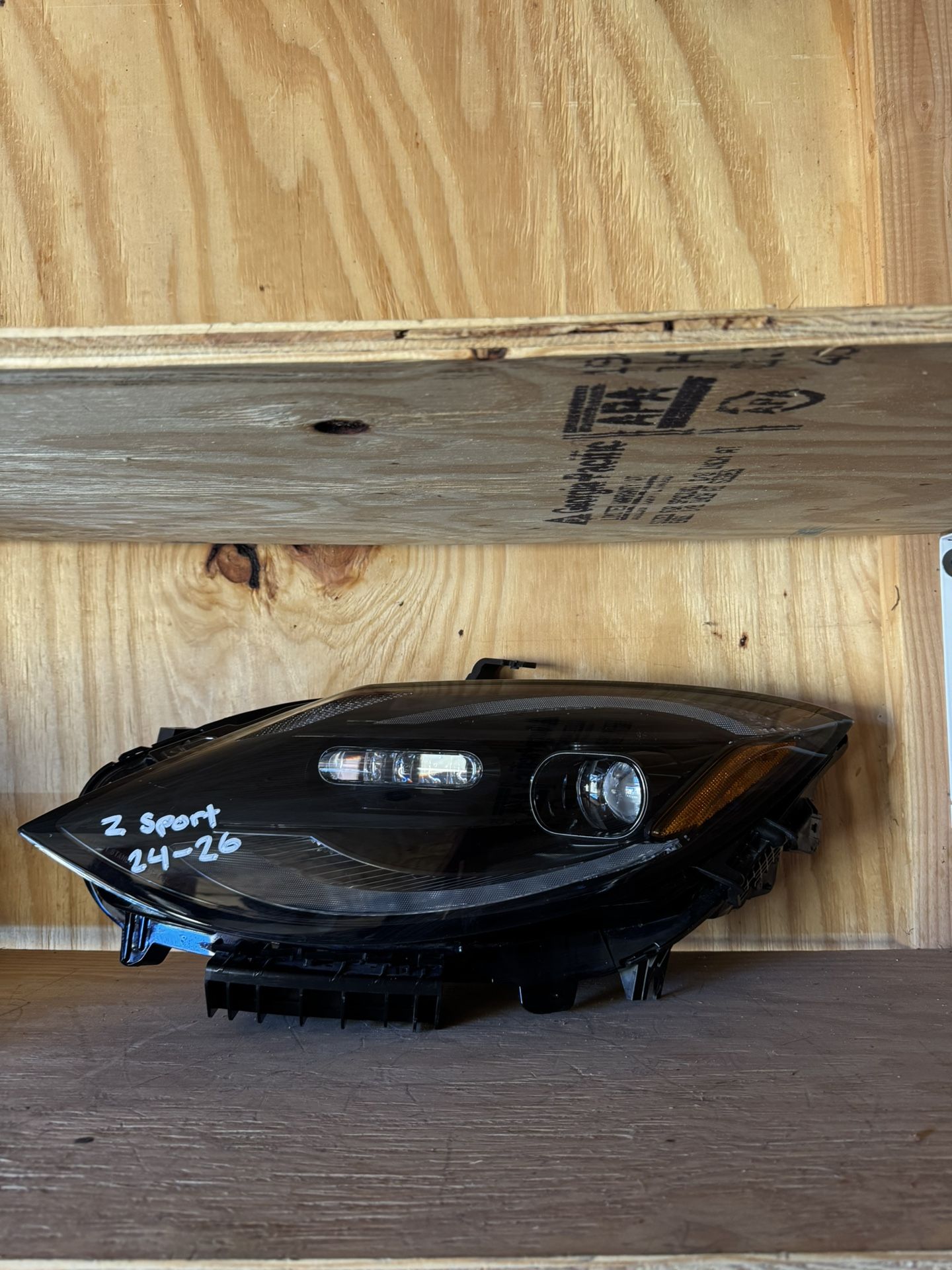 Nissan Z LEFT USED OEM Headlight (2023-2025)