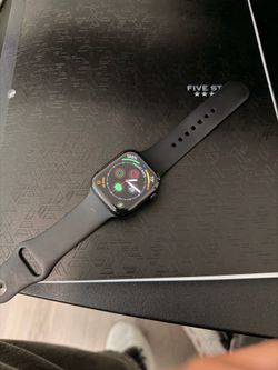 Apple Watch Series 11 42mm GPS / Cellular Jet Black