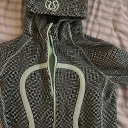 Lululemon Scuba Hoodie Cotton Fleece Zip Jacket Mint Green Black - Women’s 6 EUC