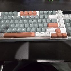 Royal Kludge Mechanical Keyboard 96%