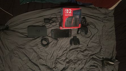 Switch 2, all cords and pro controller with case