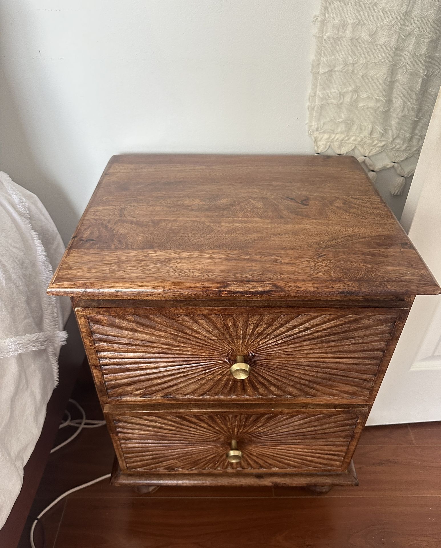 Nightstand (Urban Outfitters)