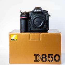  Nikon D850