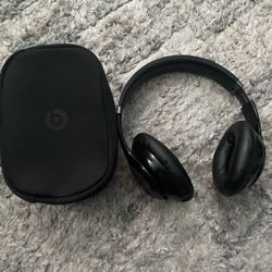 Beats studio pro (see description)