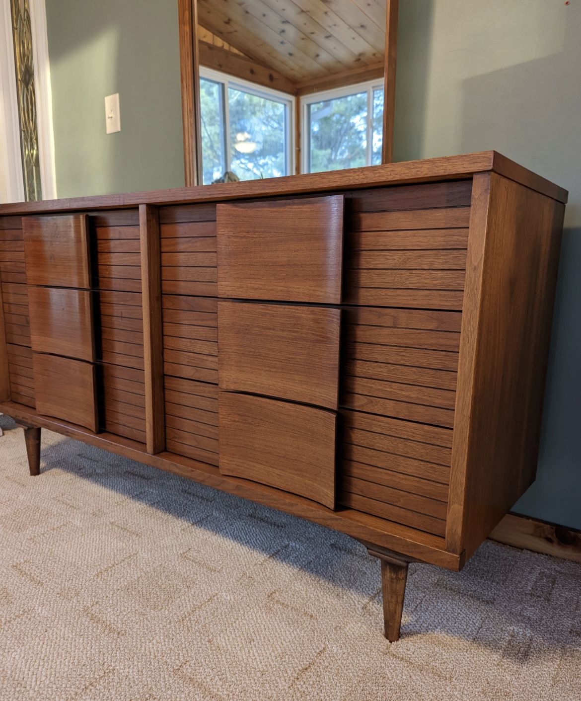 Mid Century Modern Johnson Carper Delray Dresser