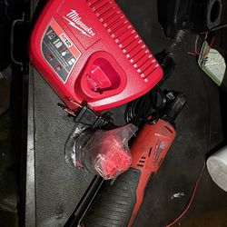 Milwaukee Electric Ratchet 3/8