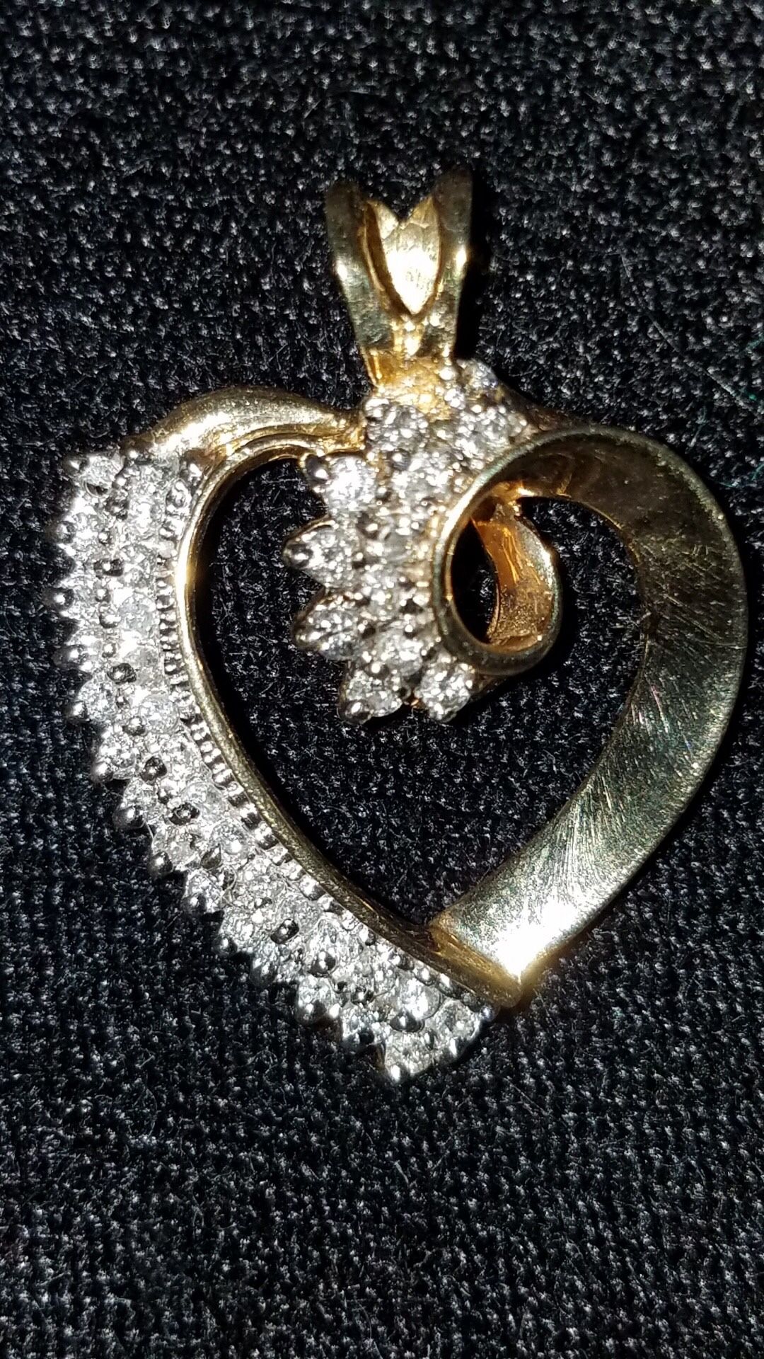 14k 1/2ct. Heart Pendant