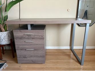 Modern Gray Wood Grain Desk 47” great condition
