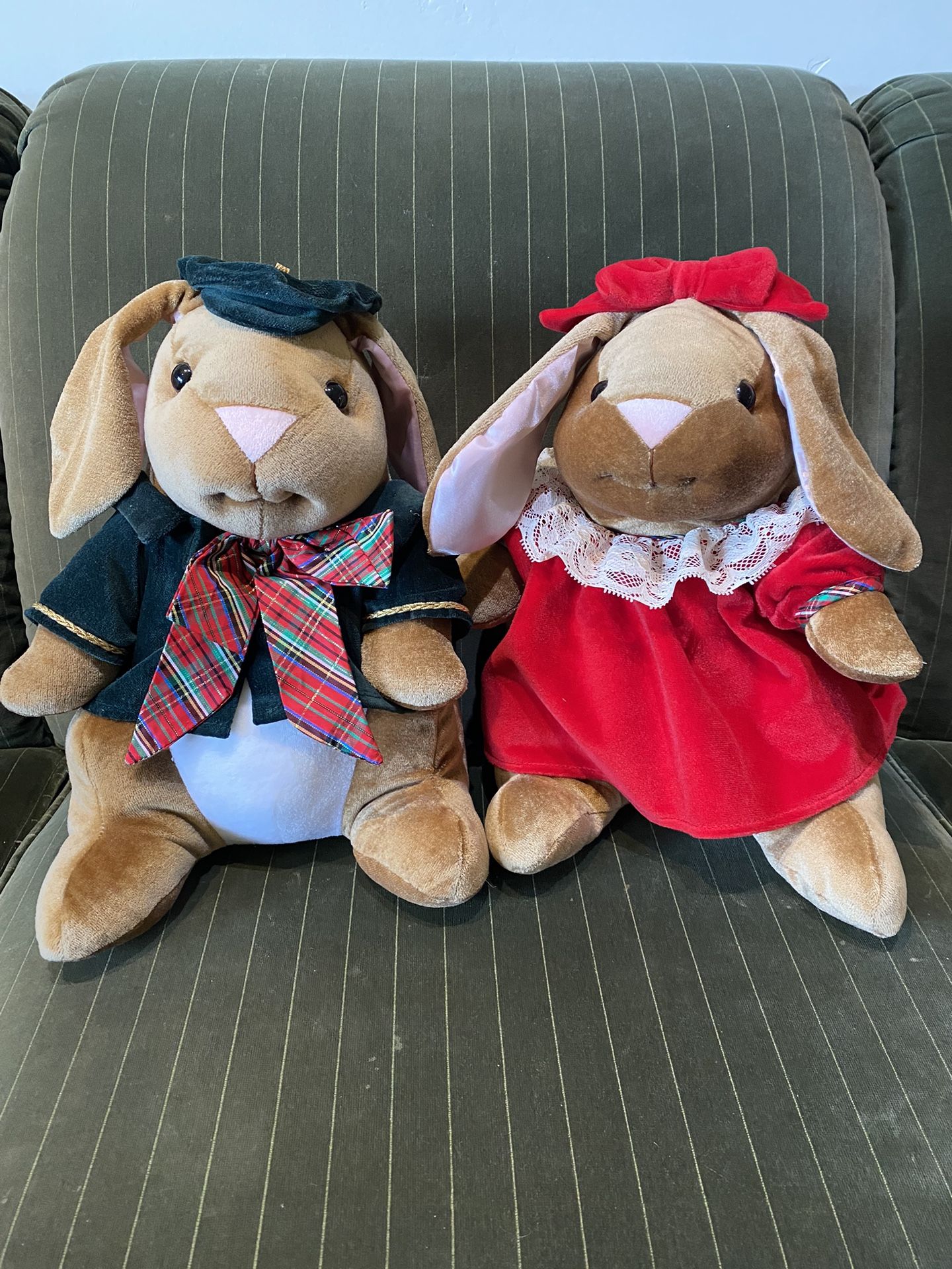Vintage Toys R Us Velveteen Rabbits