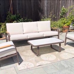 NEW! Outdoor Patio Furniture Set Of 4