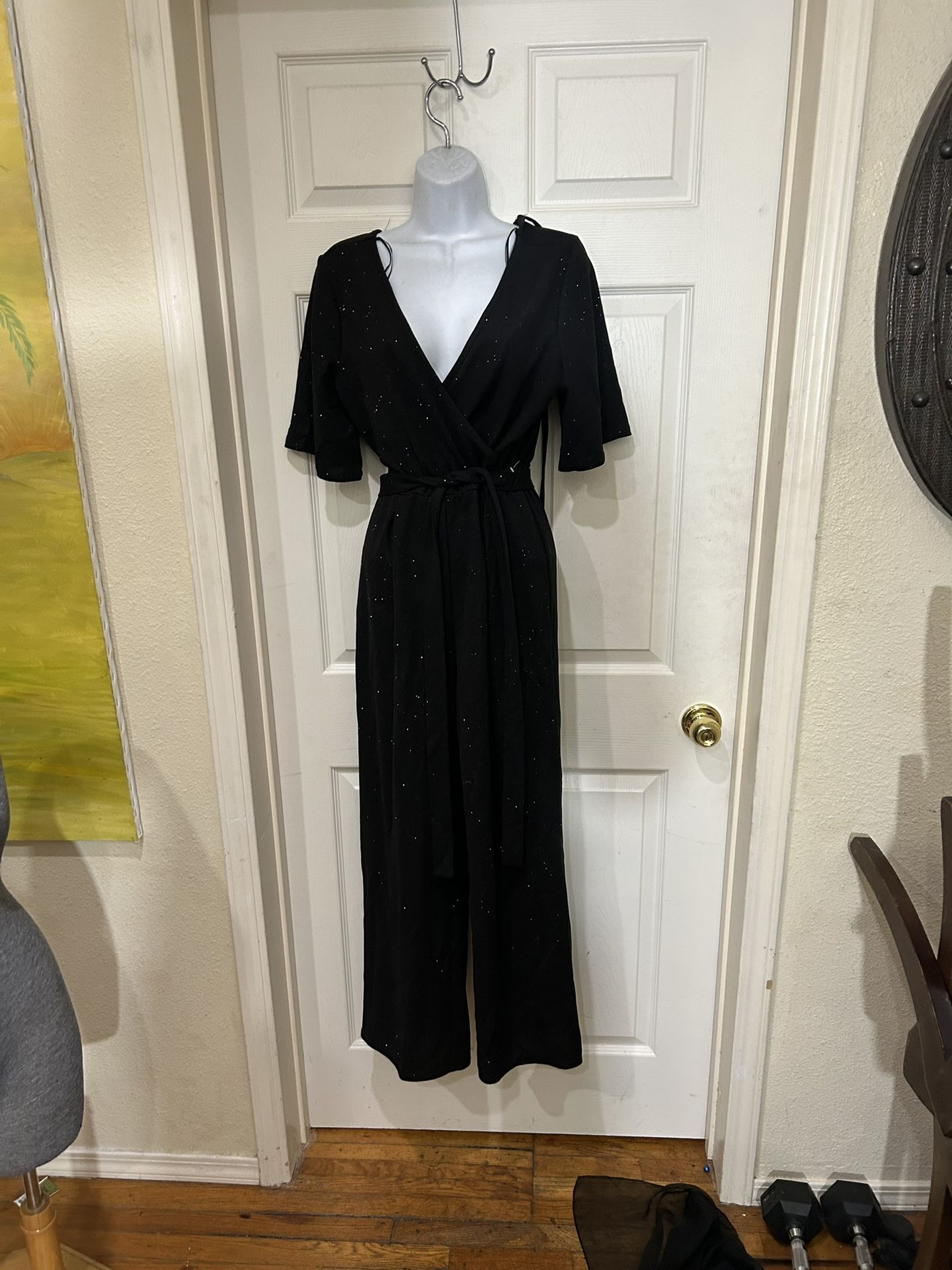 Black sparkle jumpsuit with tie waist #sparklejumpsuit sz medium brand francescas