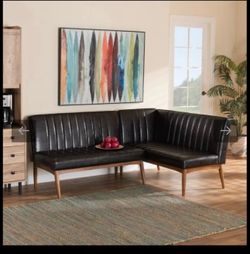 Couch set