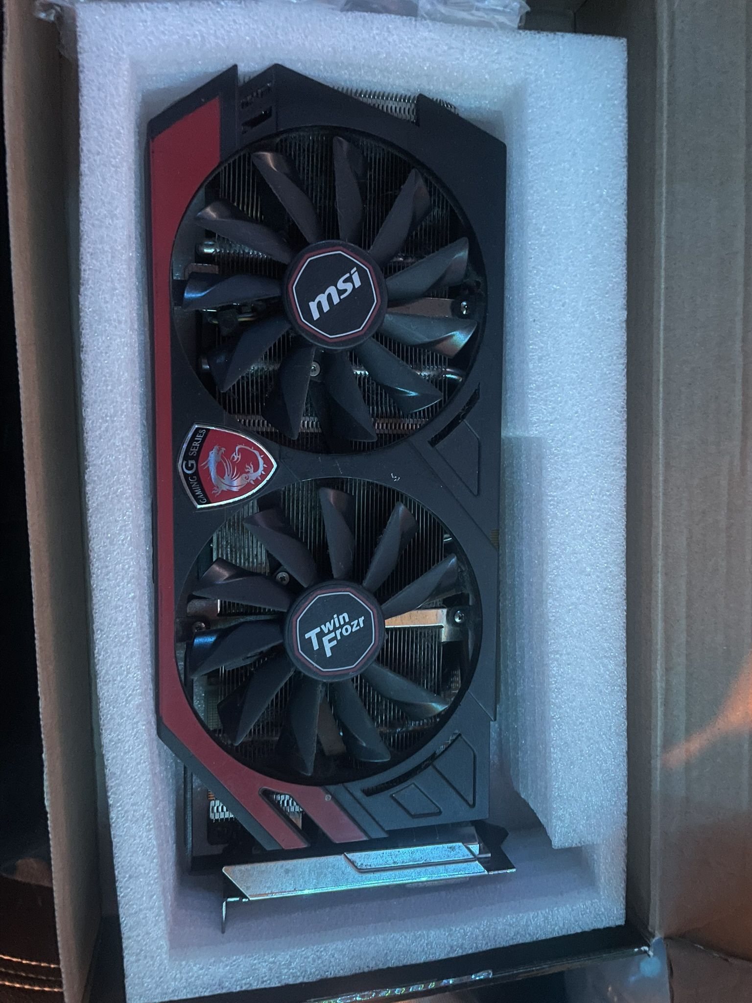 2 Msi 760 Graffics Card