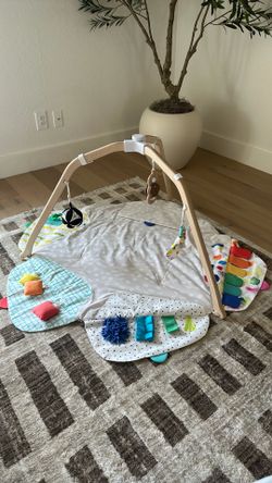 Lovevery Play Gym/Mat