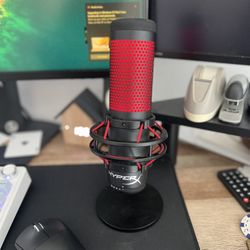 Hyper X Quad cast USB Condenser Microphone