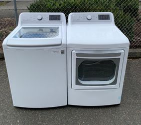 LG WASHER AND DRYER SET.