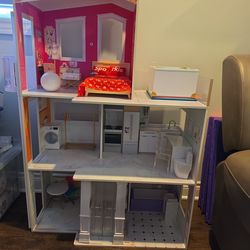 Doll house