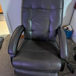 2 RV Recliners 