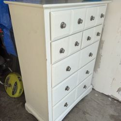 Dresser Set