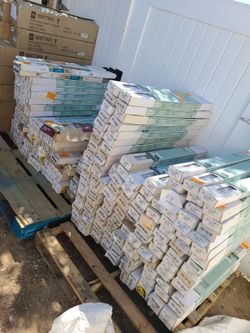 BRAND NEW WHITE ALUMINUM CORDLESS BLINDS.. SIZES IN PICTURES.. 8 DOLLARS EACH... SE HABLA ESPANOL.. CHECK OUT MY PAGE FOR MORE.. PICK UP IN VICTORVILL