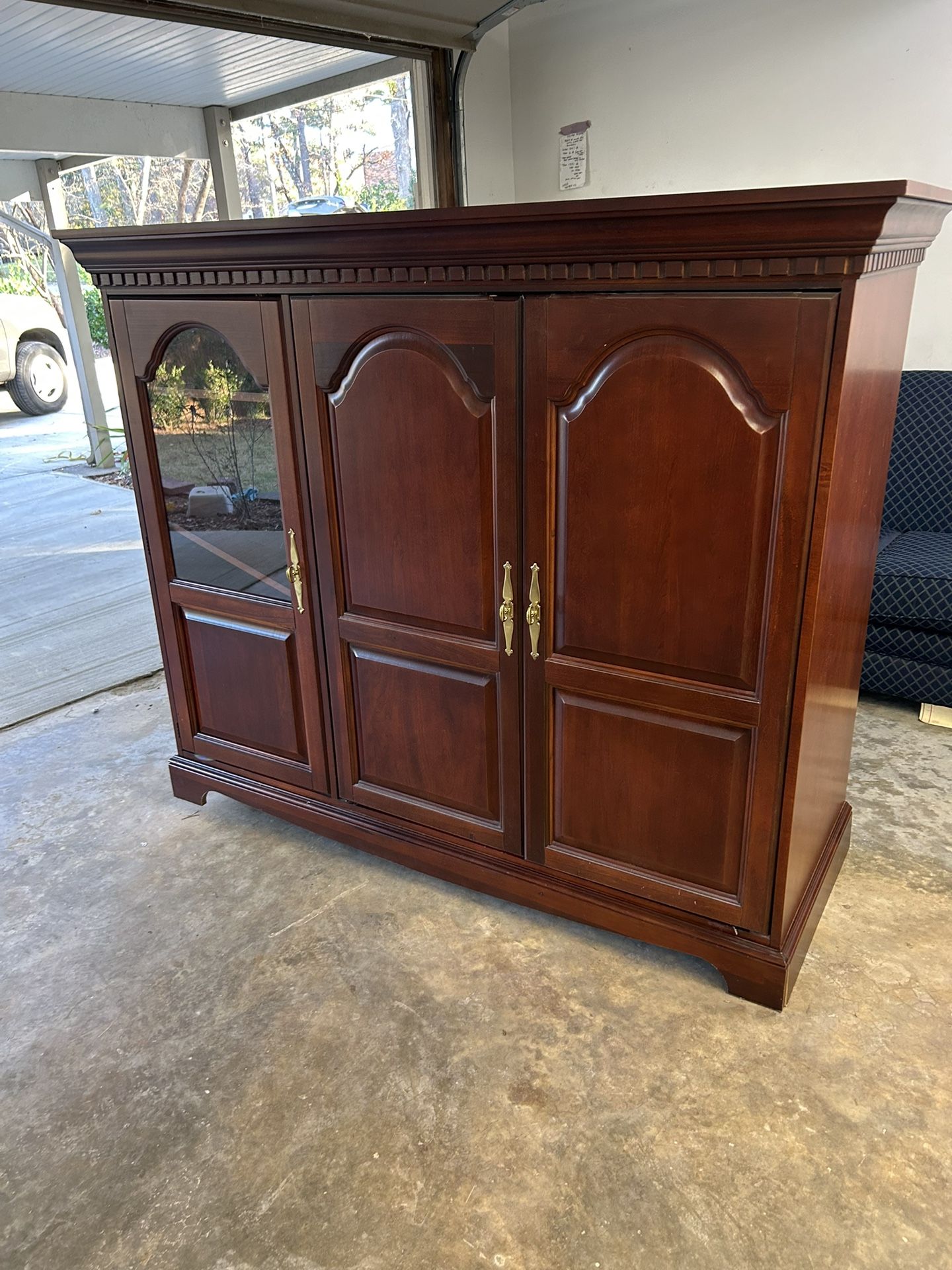 FREE! SOLID QUALITY ENTERTAINMENT CENTER, SOFA, & SEVERAL OTHER ITEMS!