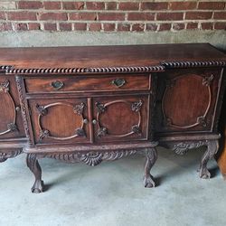 Gorgeous VINTAGE 2 piece Buffet-China Cabinet Combo Hand Carved Solid Mahogany