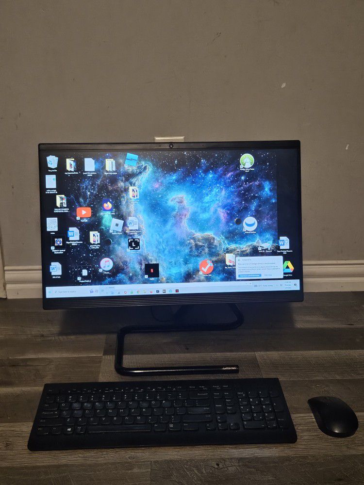 Lenovo 22" Ideacentre Touch Screen ALL IN one Pc