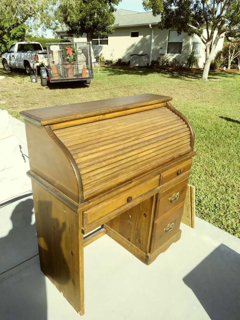 Solid pine roll top desk