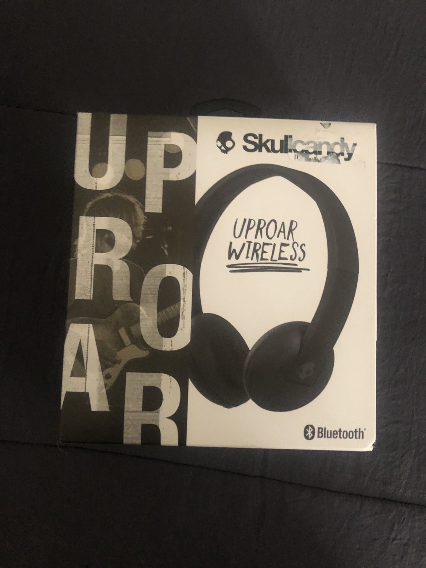 Skullcandy uproar Bluetooth headphone black new