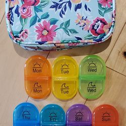NEW Floral Weekly Travel Pill Organizer (2 Times A Day ~ AM & PM)